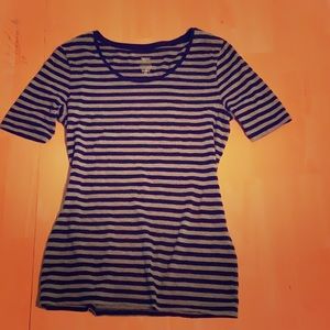 One-Quarter Sleeve MOSSIMO T-shirt